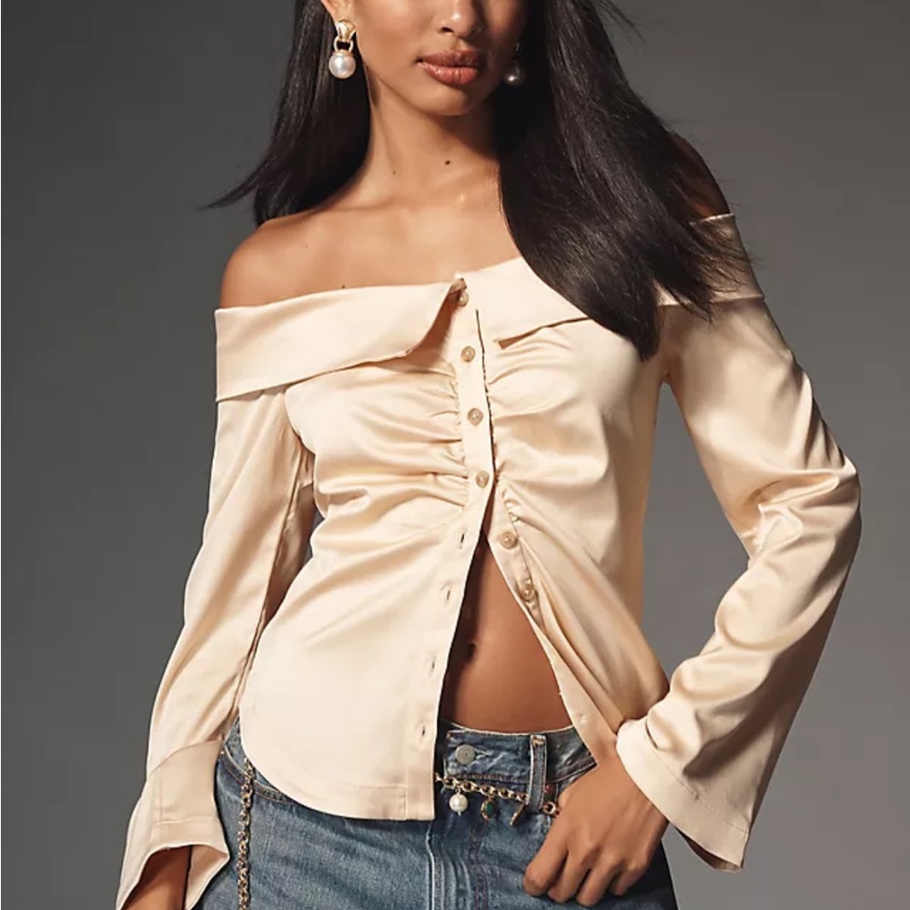 Anthropologie m Cream Off-Shoulder flare sleeve office siren silky satin top XS